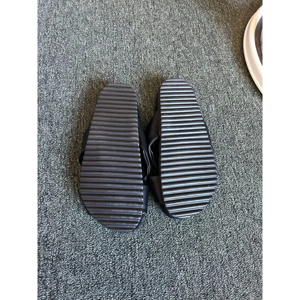 RM By Rebecca Minkoff Black Faux Fur Sandals - Image 7