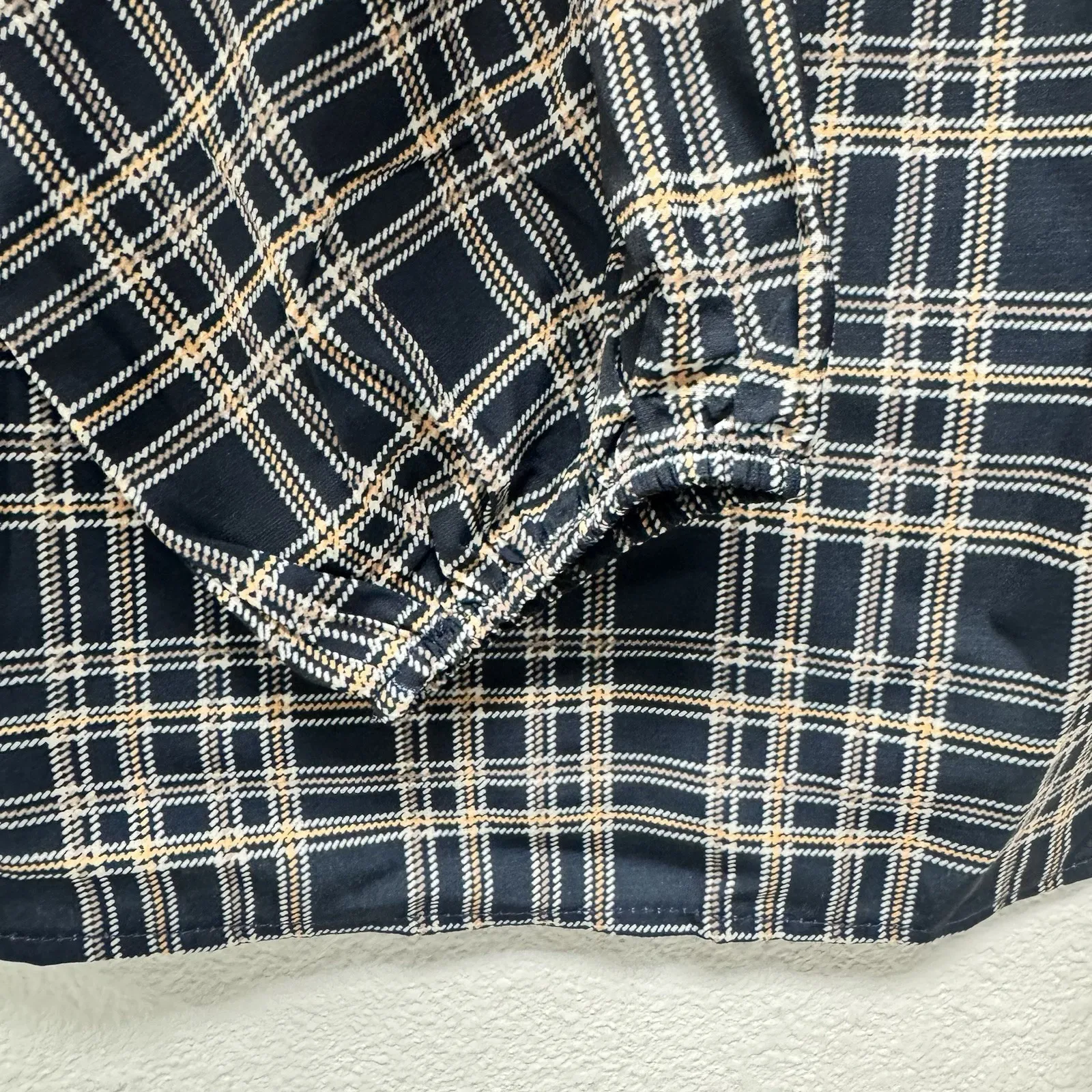 Bloomchic Size 12 Plaid V - Image 5