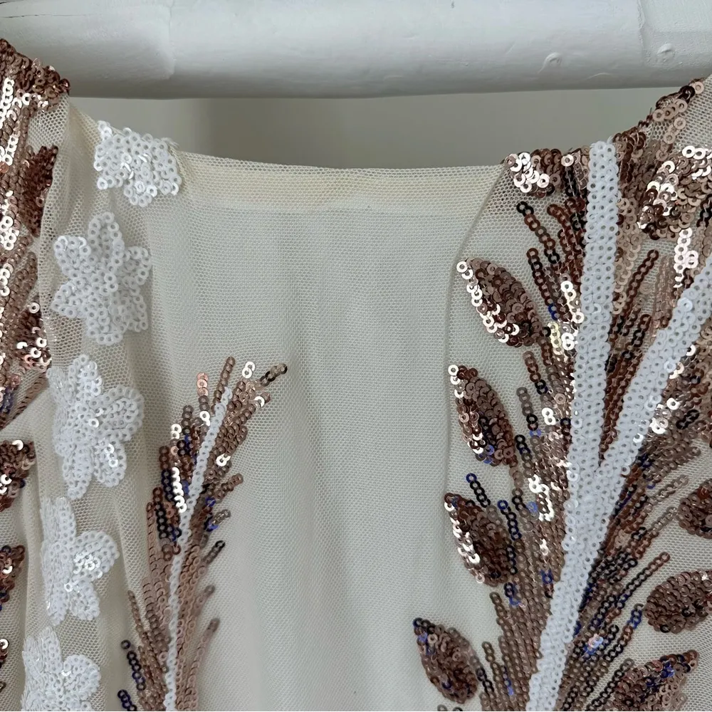 Selfie Leslie Party Mini Gold Sparkly Floral Dress Size Small - Image 5