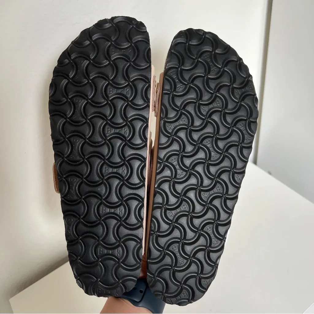 NWT Birkenstock Uji Nubuck Leather Sandals in New Beige - Image 7