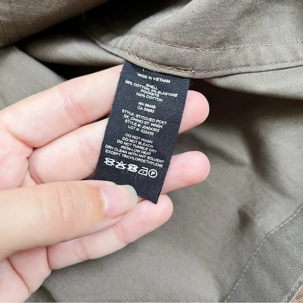 Theory • Stitched Pocket A-Line Skirt olive green chino utility twill - Image 11