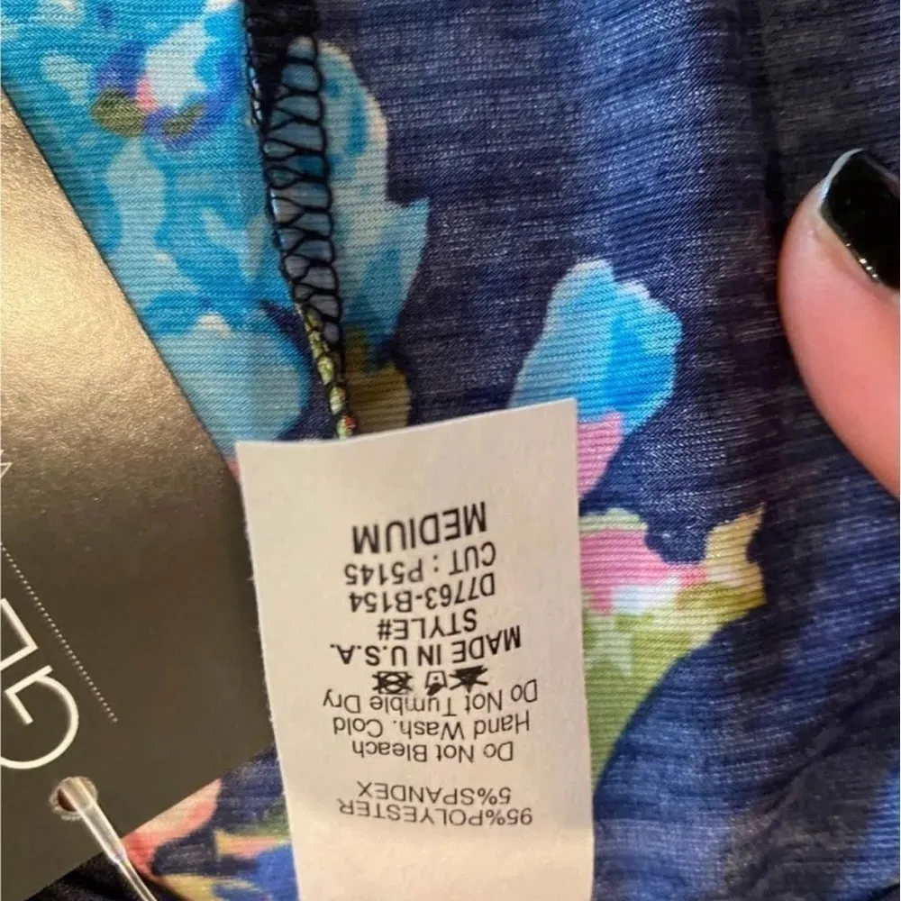 Glitzy girl boutique t‎ shirt floral dress size medium pockets Blue - Image 5