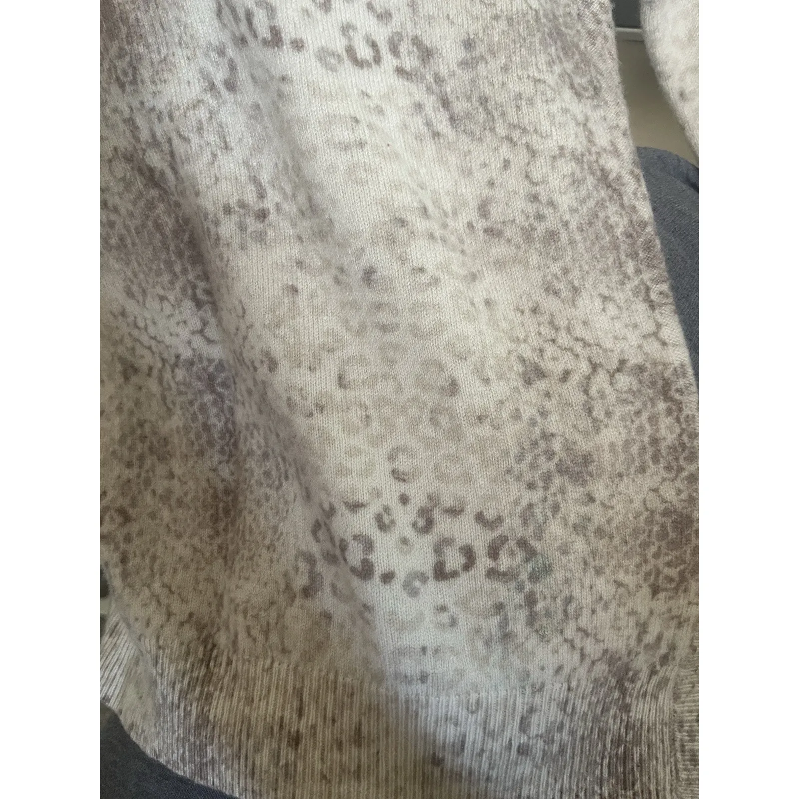 Brochu‎ Walker Size Small Animal Print Wool Cashmere Neutral Crewneck Sweater - Image 10