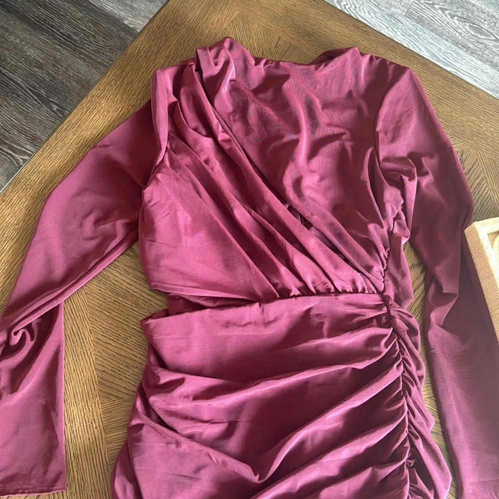 House of CB LUCINDA MULBERRY CUTOUT MINI DRESS, Size Large, $239 - Image 12