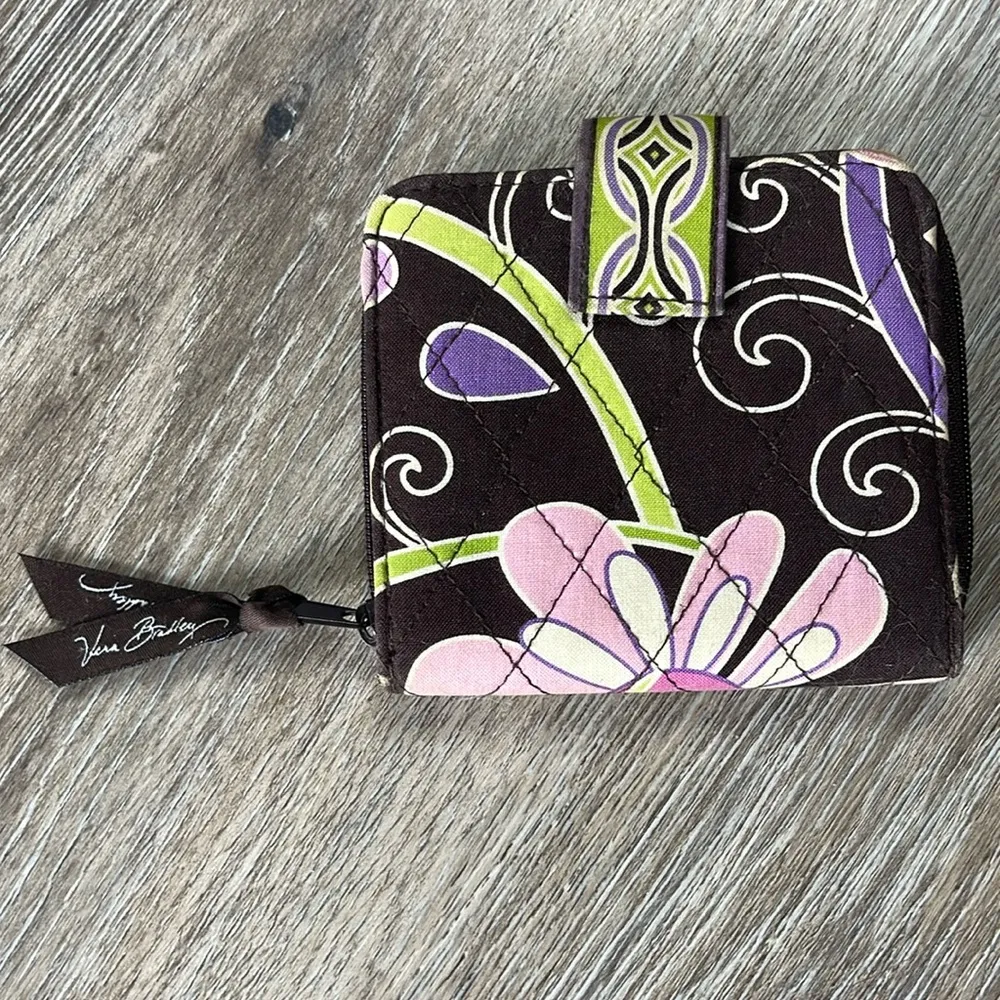 Vera Bradley Wallet - Image 2