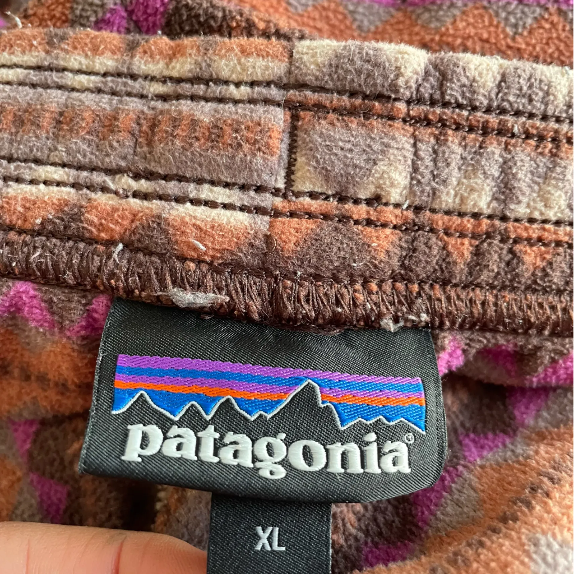 Patagonia Micro D Fleece Joggers in Diamond Stripe Sisou Brown - Image 4