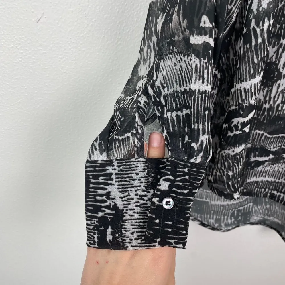 IRO Jeans Woman's Sz 36/4 Black & White Patterned Lace Up Back Semi Sheer Blouse - Image 2