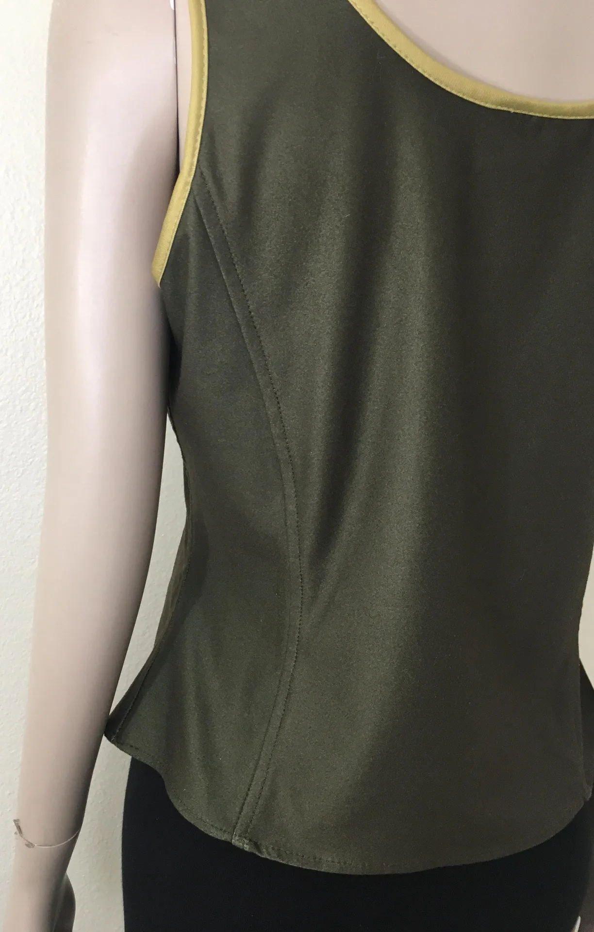 Army Green Tank Top - Image 4