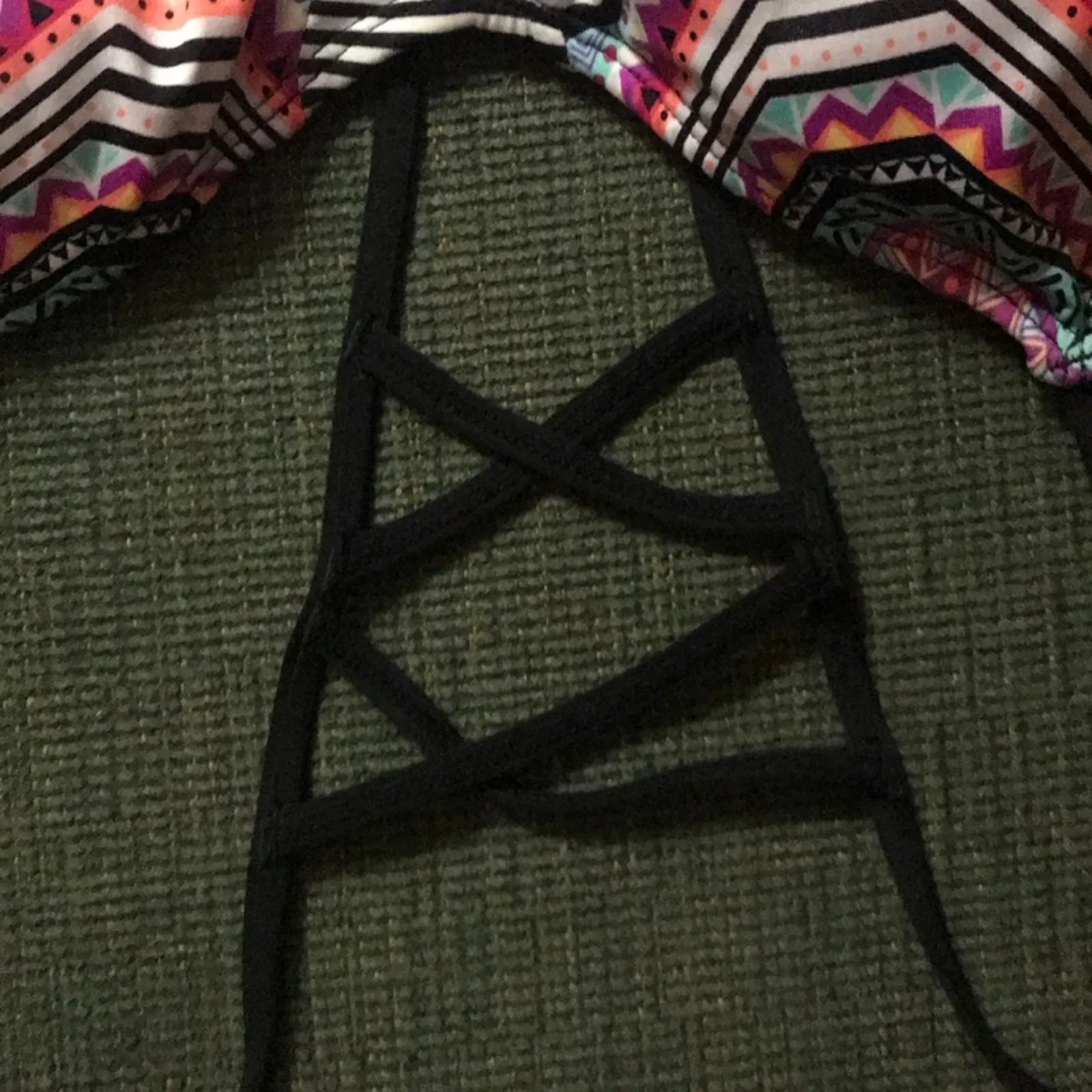 Amica Geometric Bikini Top NWT Large Caged Back Strappy Swim Suit Bathingsuit Black Size M - Image 4