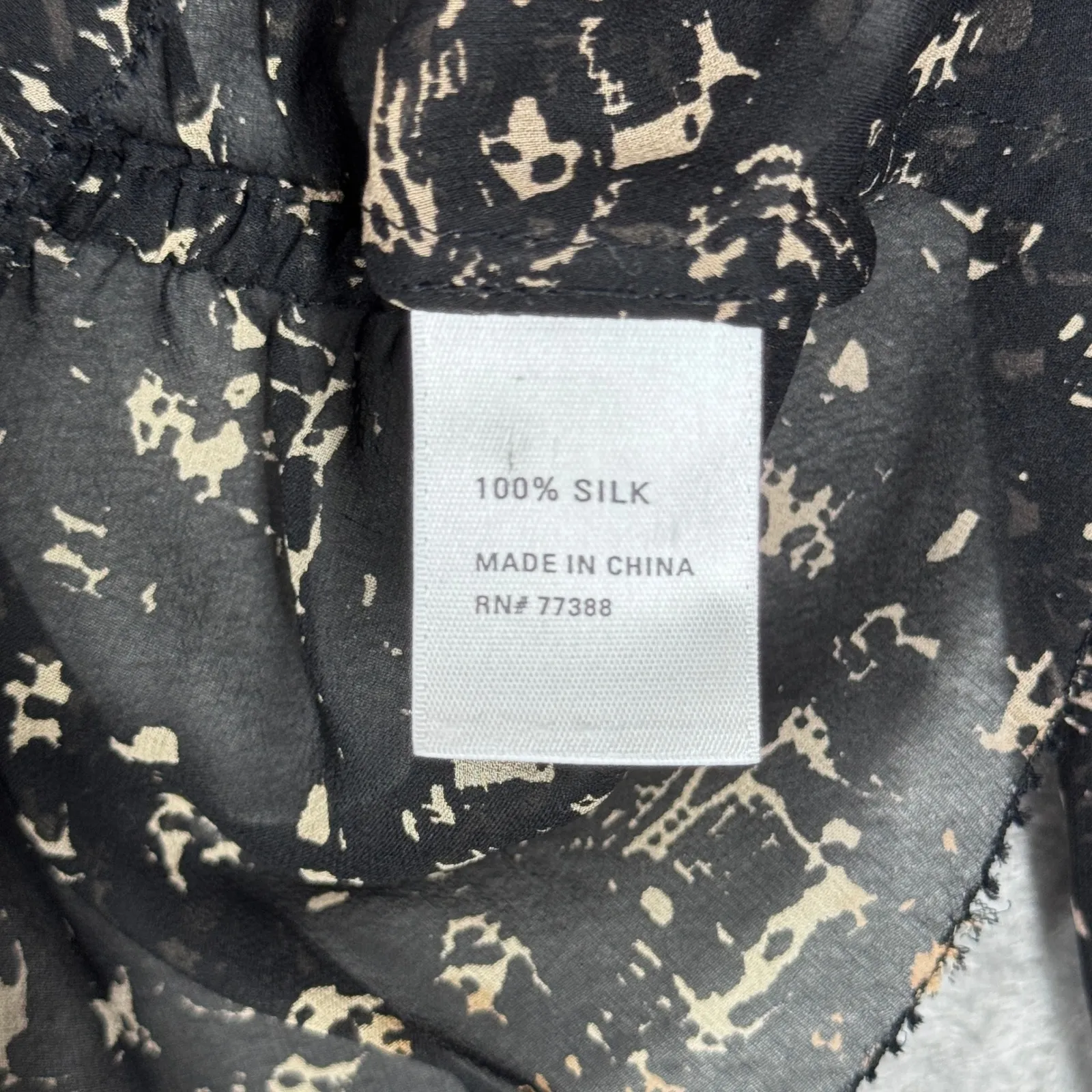 Eliot Silk Blouse Womens Small Black Beige Abstract‎ Print Long Sleeve Top - Image 8