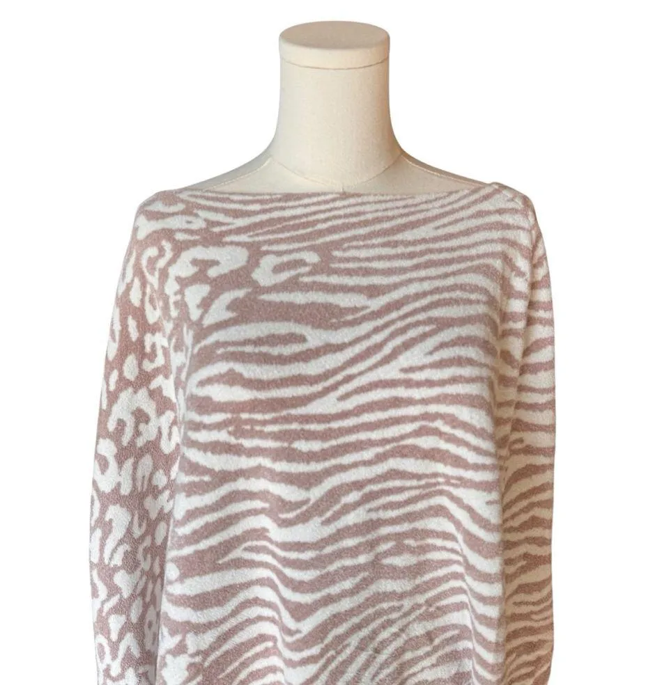 BAREFOOT DREAMS - NWT CozyChic Ultra Lite Ocean Breeze Rose Animal Poncho Sz OSP - Image 3