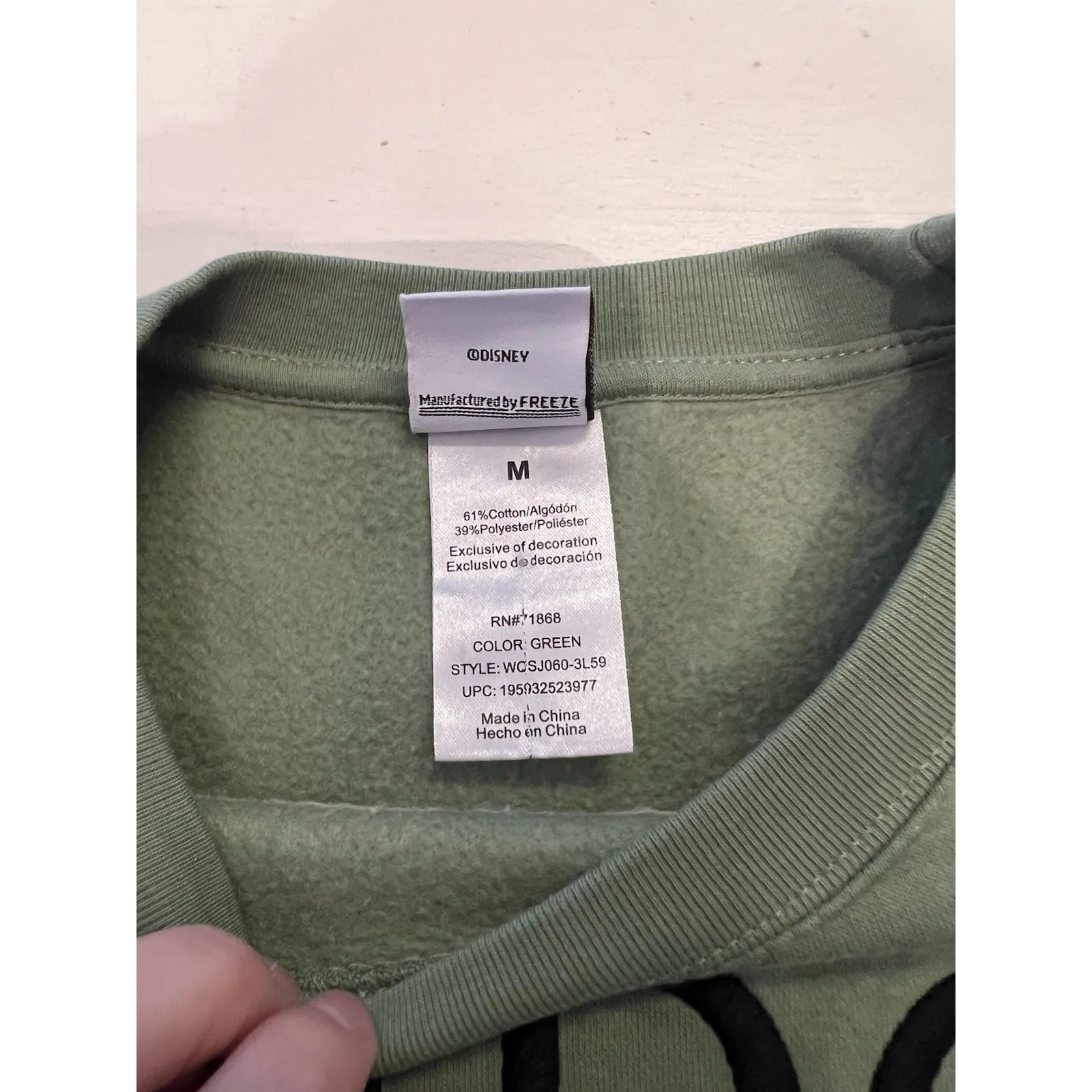 Disney 101 Dalmatians London England Womans M Embroidered Crewneck Sweatshirt - Image 5