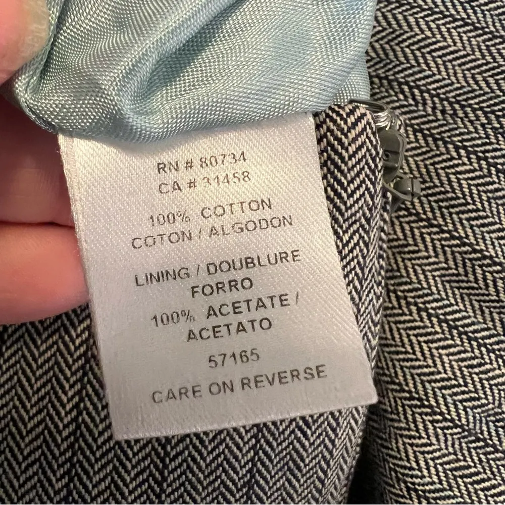 To the Max Skirt Pleated Trumpet Hem Herringbone Black White 0 - Image 9