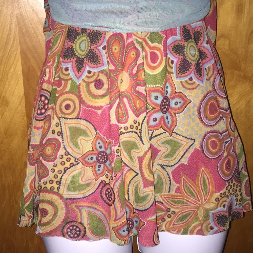 Colorful Daisy & Clover Floral 70’s Style Tank Top Size XS - Image 3