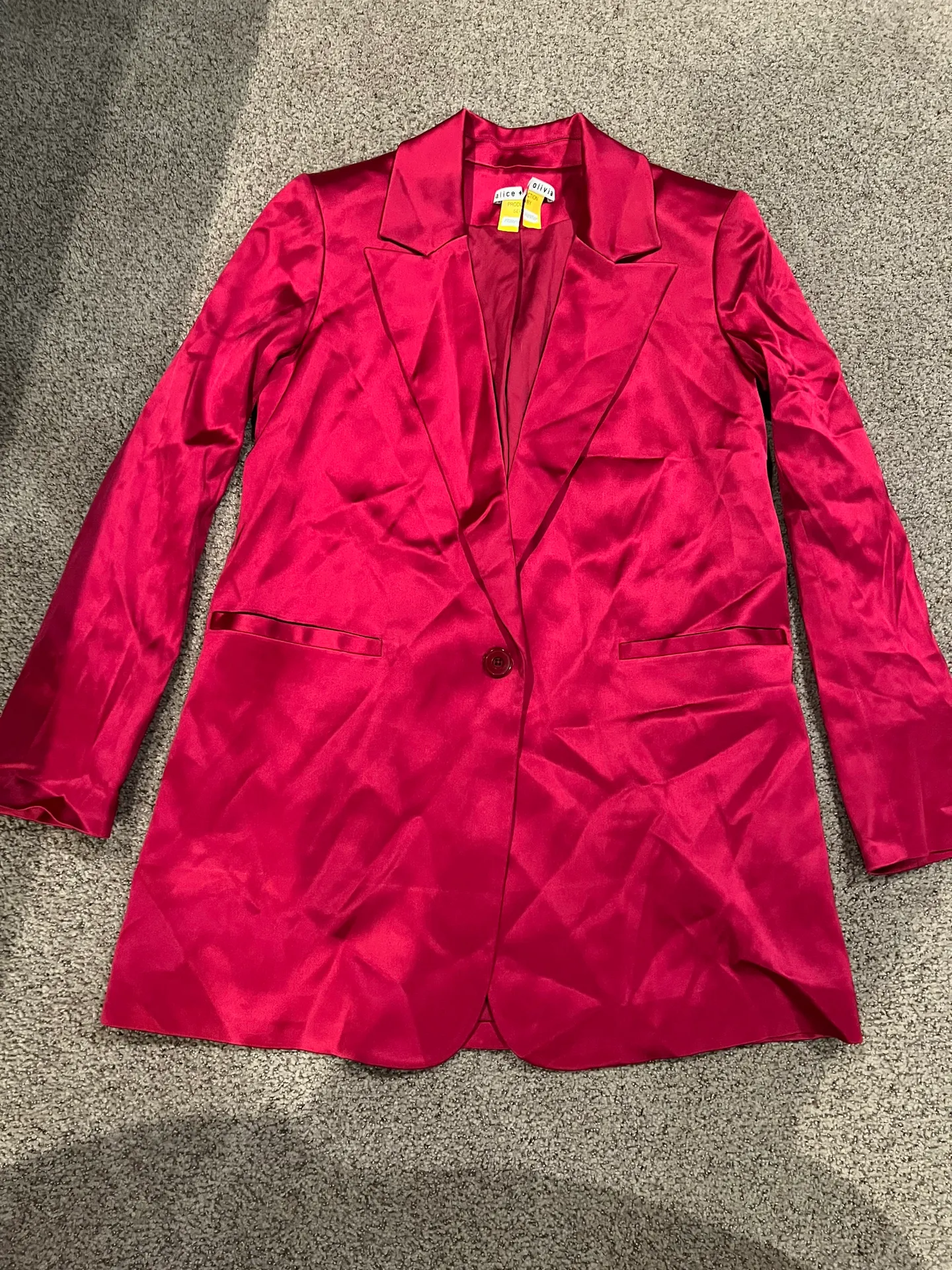 Alice and Olivia Denny Notch Blazer in Raspberry sample piece - Image 8