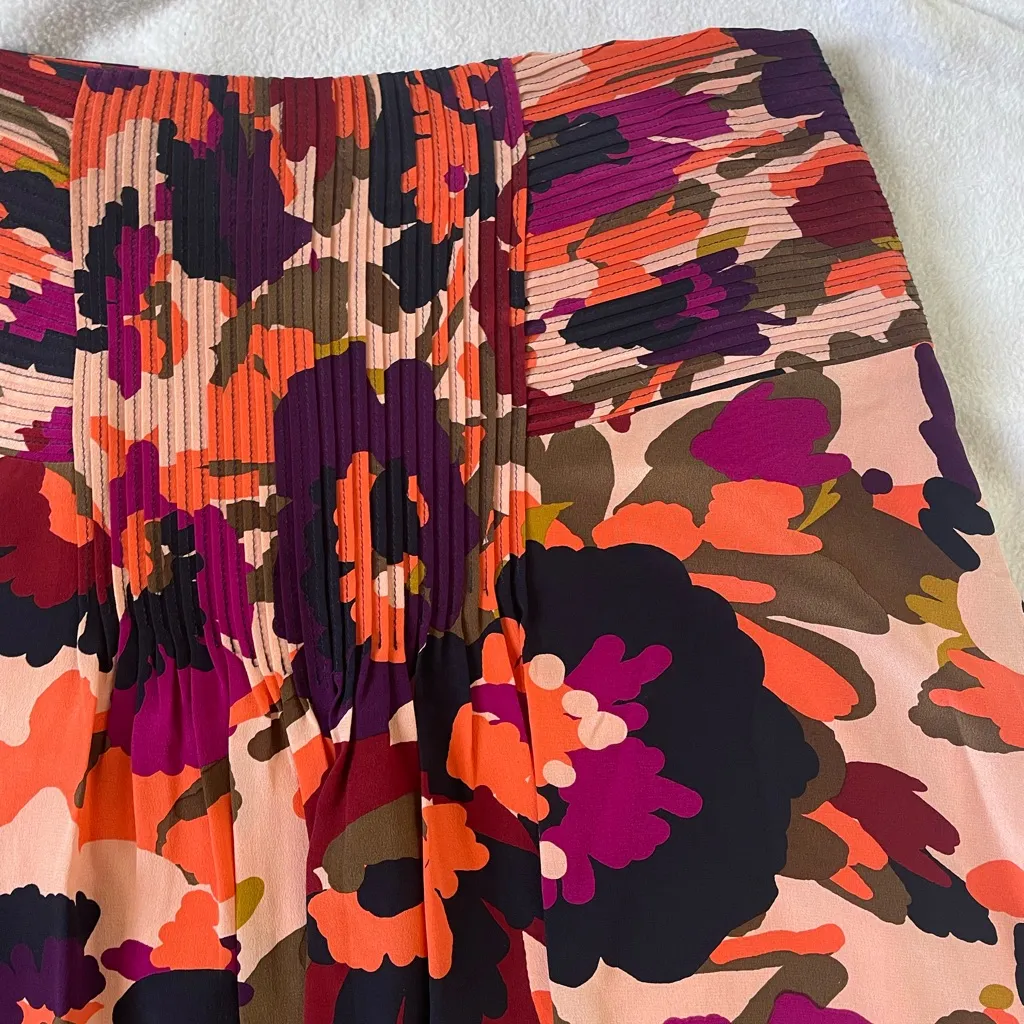 Trina Turk Silk Skirt - Image 4
