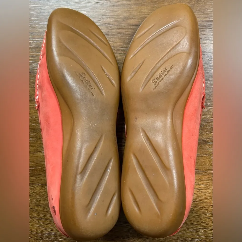 Sudini Loafers Women’s 7.5M Casual Slip On Shoes Red Leather Laser Cut Flats Size 7.5 - Image 7