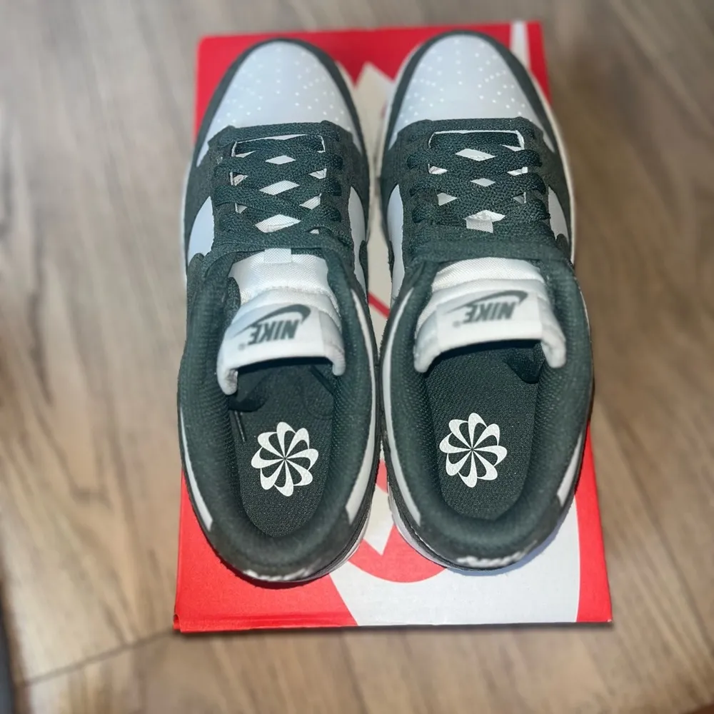 Nike  dunks - Image 7