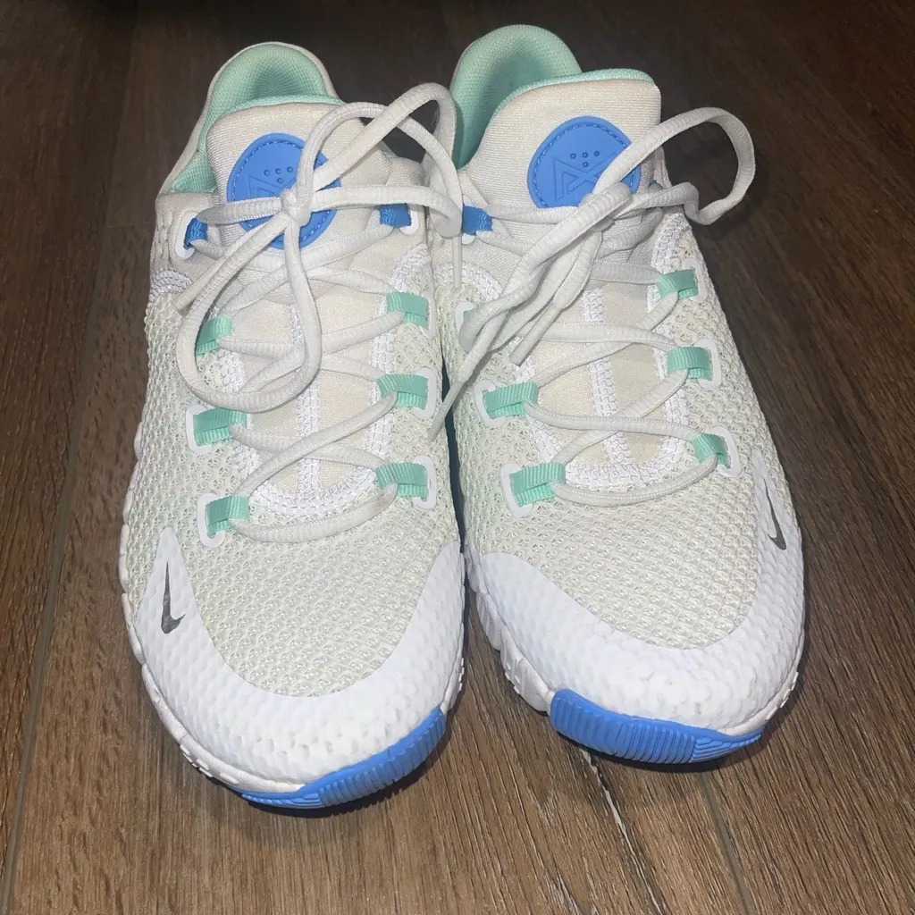 Nike running shoes - Image 5