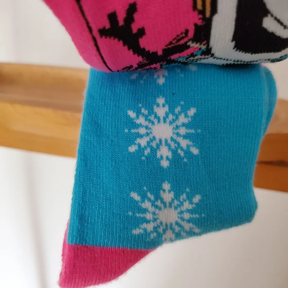 2/$15 Disney Frozen Knee High Socks 5 - 6.5 - Image 4