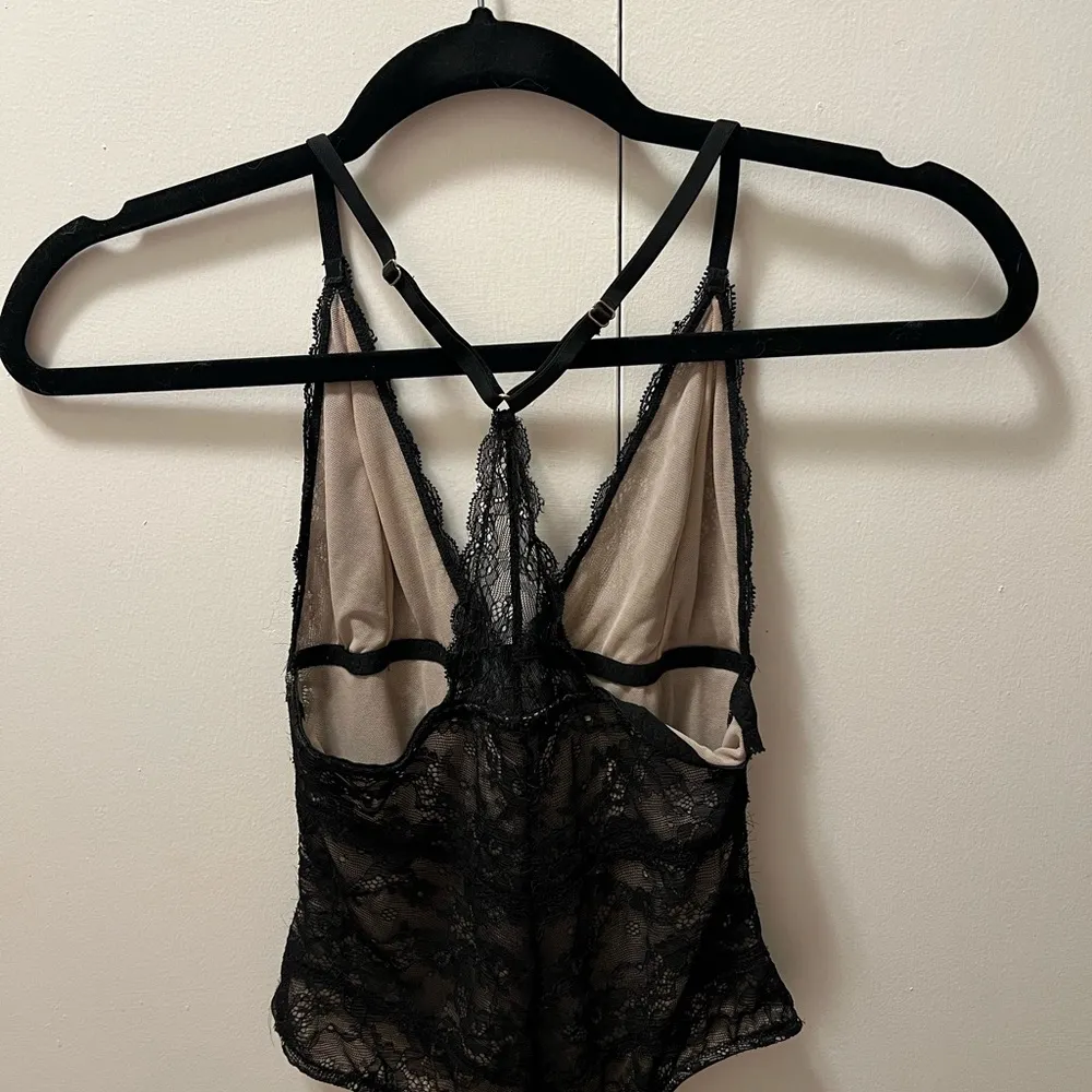 Dynamite Black Lace Bodysuit V-Neck with Mesh - Image 5