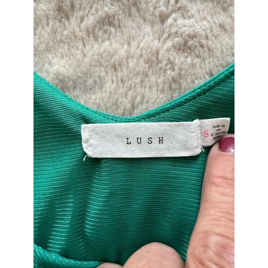 Lush Green Sleeveless Romper With V-Neck & Spaghetti Straps Size S - Image 6