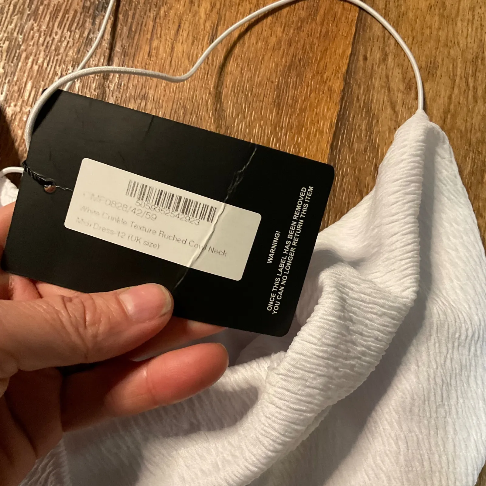 Pretty Little Things Dress Size 8 Fitted Spaghetti Straps Rouched White  Knee Ln - Image 5