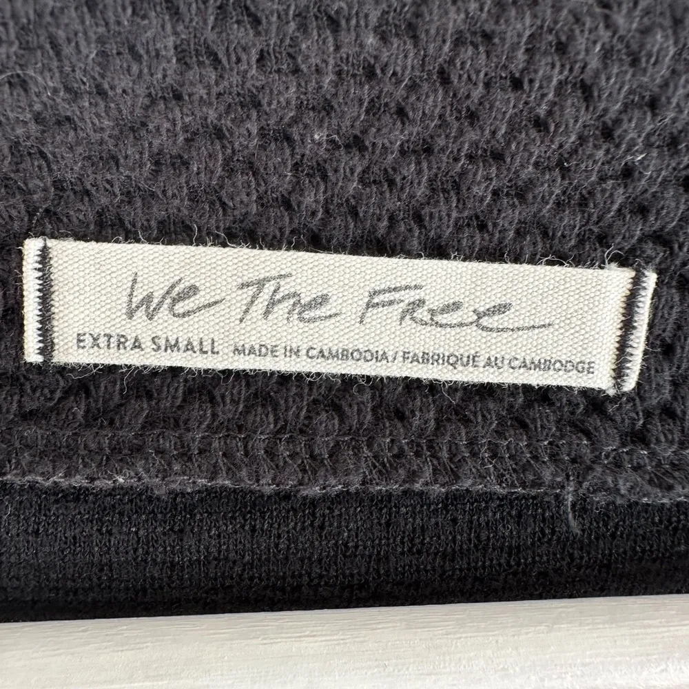 Free People Bunny Queen Cropped Pullover - Image 5