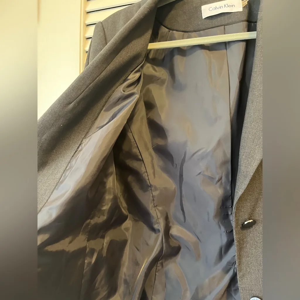 Calvin Klein Women's Charcoal Blazer - Image 5