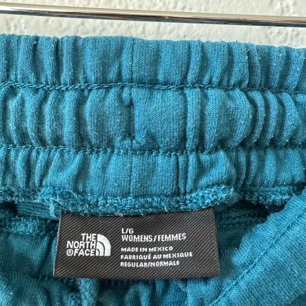 The North Face Fleece Sweat Lounge Logo Shorts - Teal - Size Large - Image 6