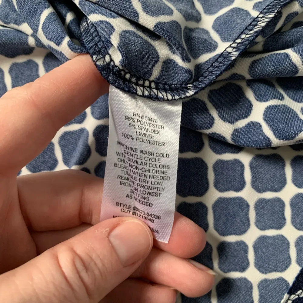 Valerie Bertinelli Navy & White Geometric Mini Dress 6 - Image 8