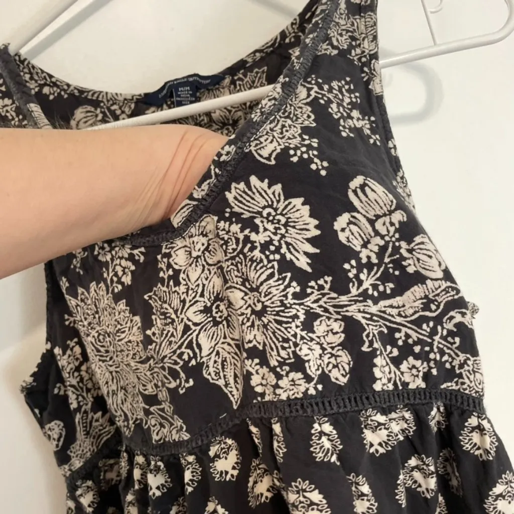 AMERICAN EAGLE Dark Gray Off White Floral Mixed Print Tiered Boho Tank Blouse M - Image 6