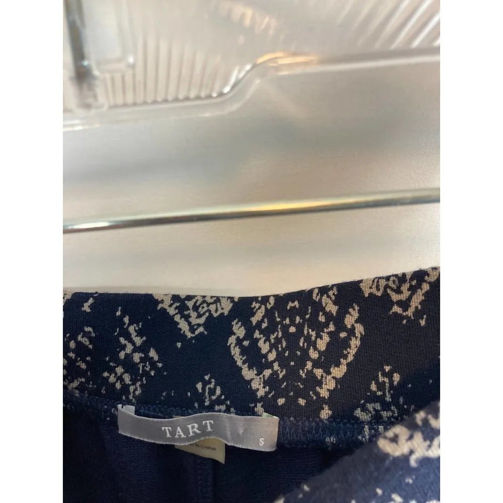 Tart Snakeskin Soft Pull on Jogger Pants Size Small - Image 4