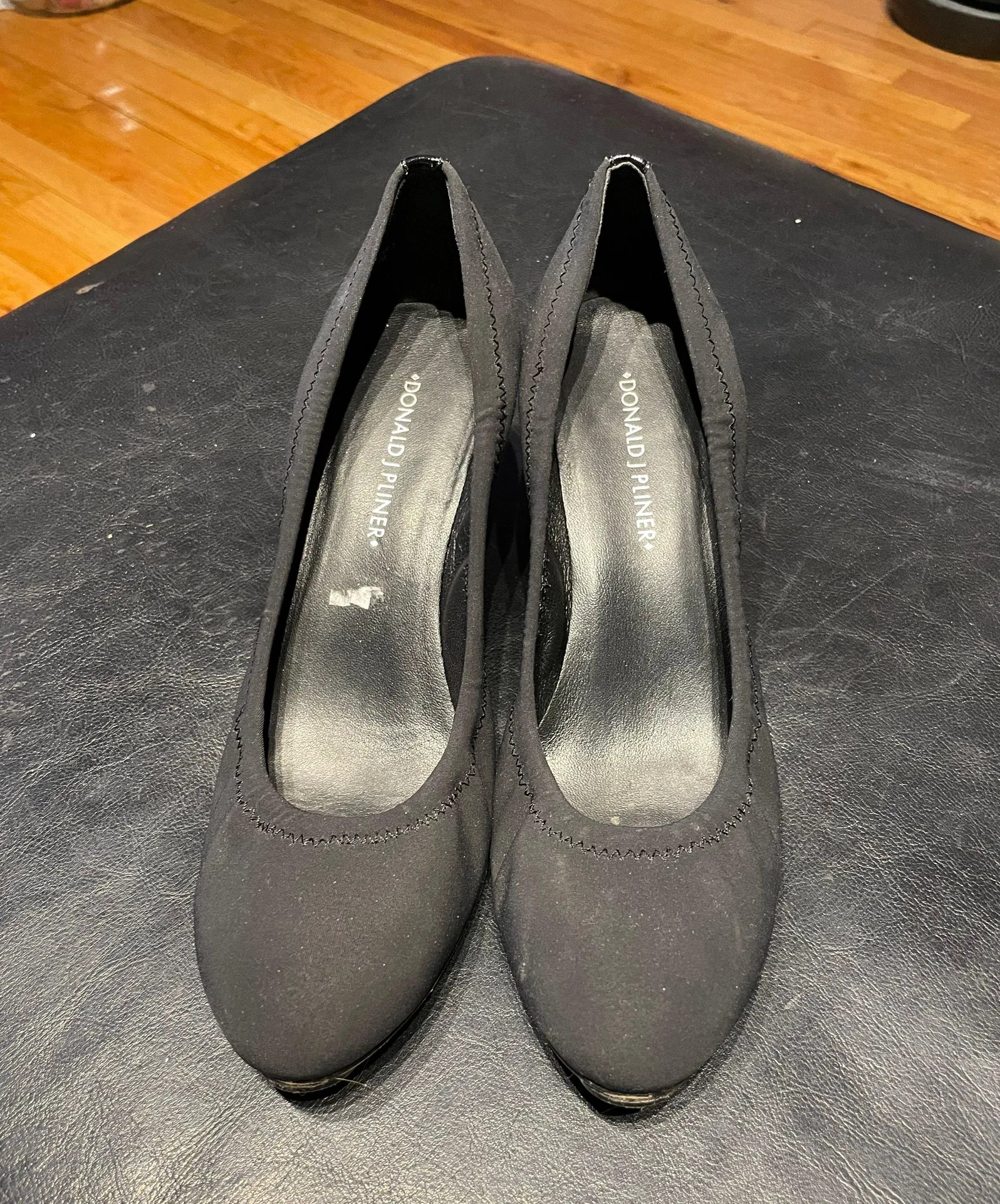 Donald J. Pliner Kitten Pumps Elastic trim canvas fabric Rave Minimalist Designer Luxury Casual Work  - Image 4