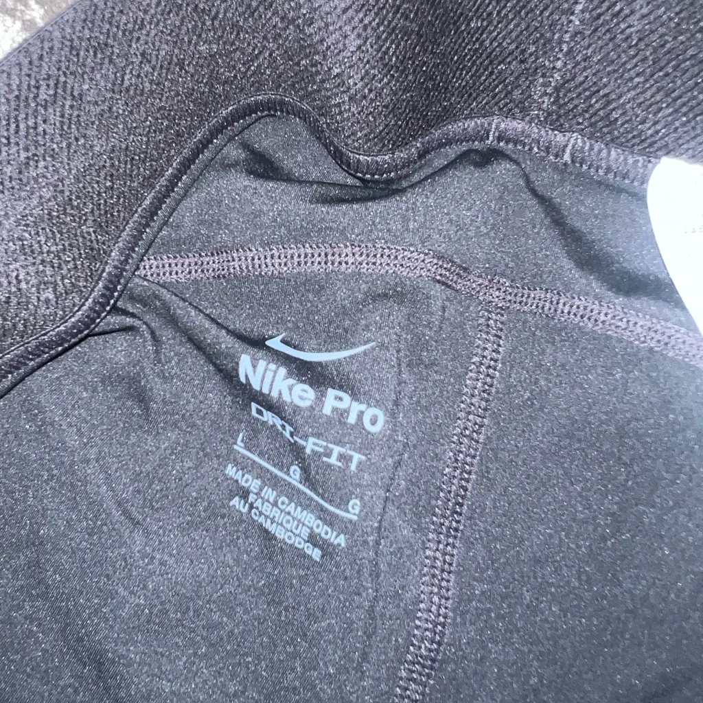 NWT Nike Black Pro 3" Shorts Size Large - Image 4