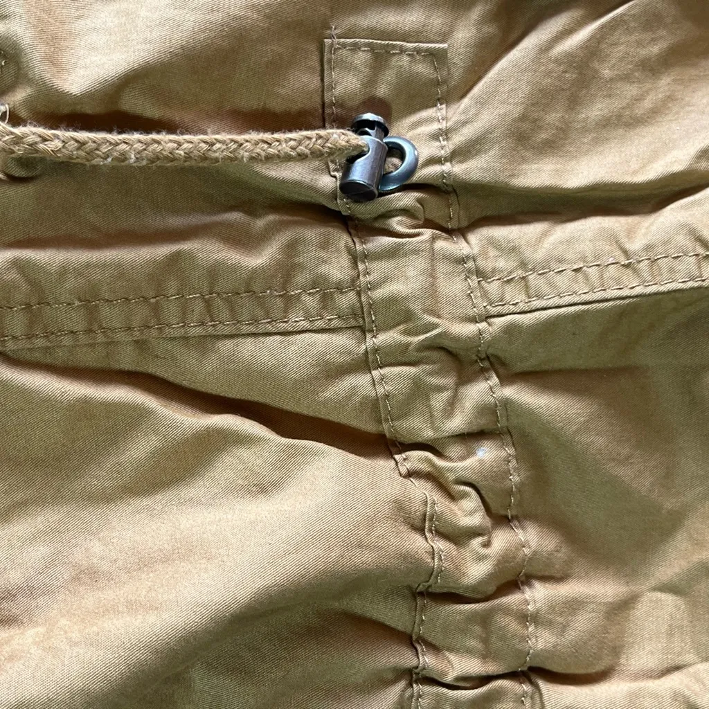 YMI‎ COLLECTION (L) KHAKI TAN VEST WITH FAUX FUR, REMOVABLE HOOD SNAP/ZIP FRONT - Image 7