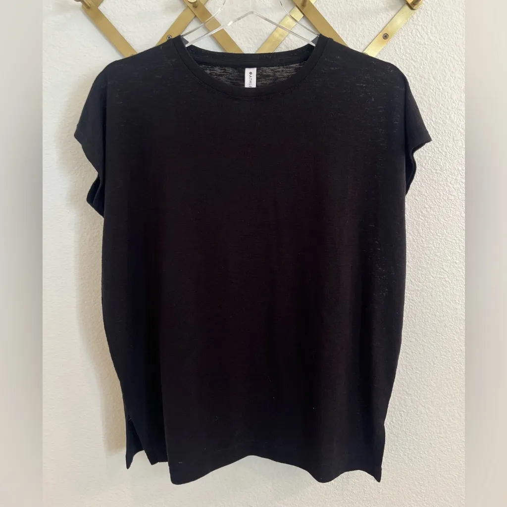 Athleta Black Scoop Short Sleeve Release Breezy Tee XXS - Image 2