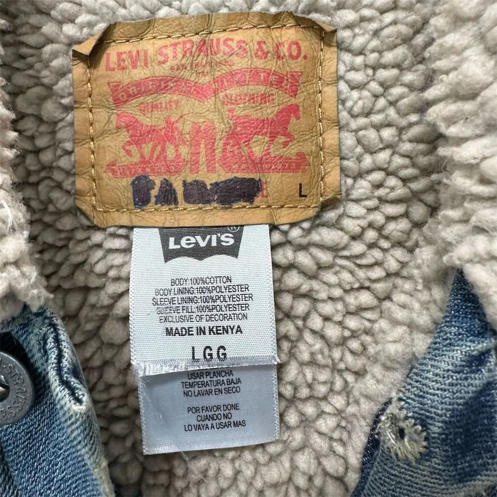Levi's Women's Sherpa Denim‎ Jacket Size L Bomber Trucker Grunge Americana Retro - Image 3