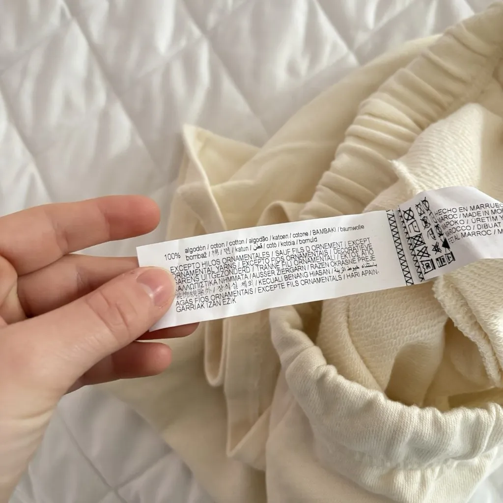 Pacific Republic Pull & Bear Womens Size Small Off White NYC Red Sweat Shorts - Image 9