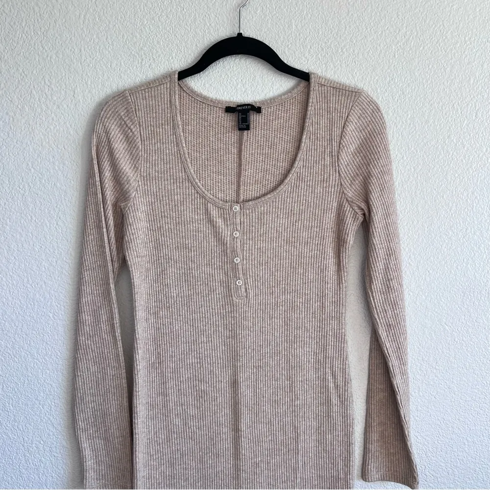 Forever 21 Women’s Ribbed Cream Body Con Midi Dress - Image 3