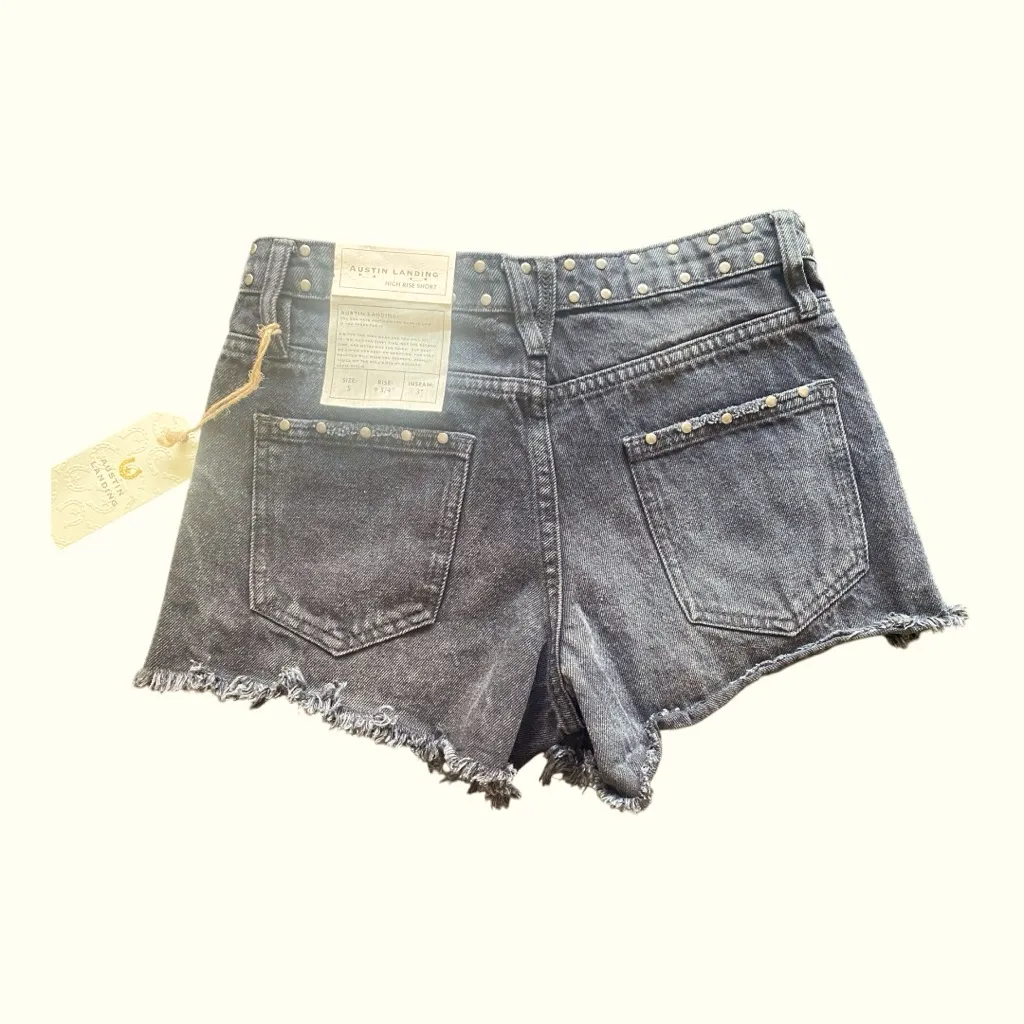Austin Landing Studs High Rise Black Med Wash‎ Distressed Denim Shorts Size 5/27 - Image 2