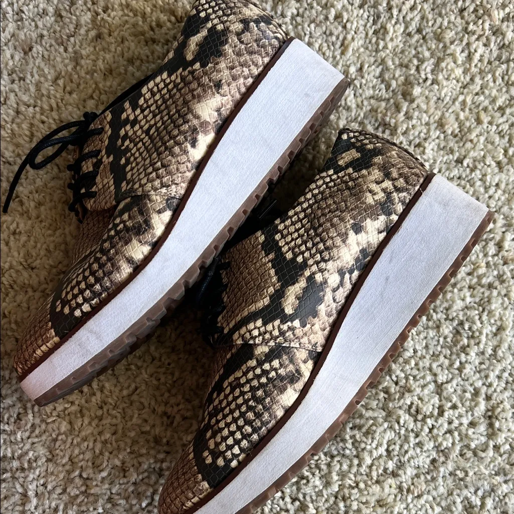 Aldo Snake Print Lace-Up Sneakers - Image 9
