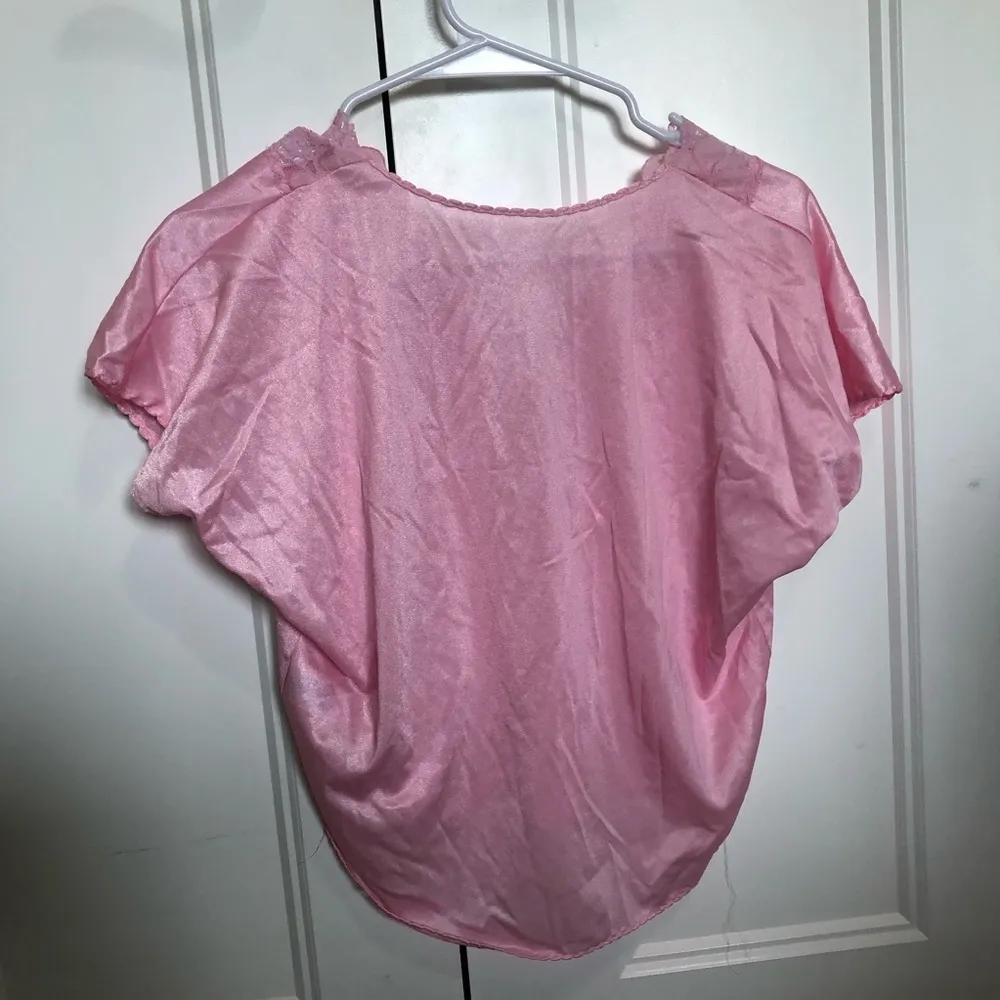 Maidenform Pink Embellished Night shirt size small - Image 2