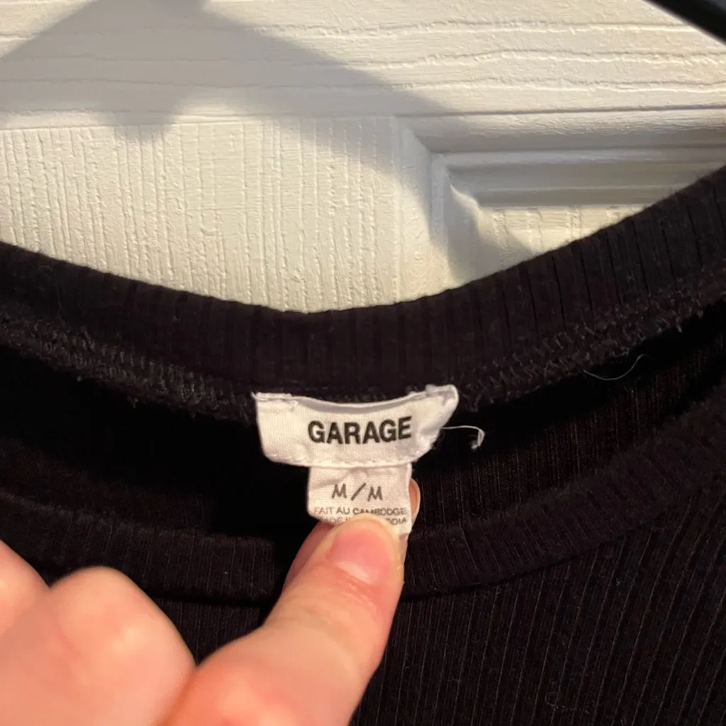 Garage Black Ribbed Crop Top - Image 3