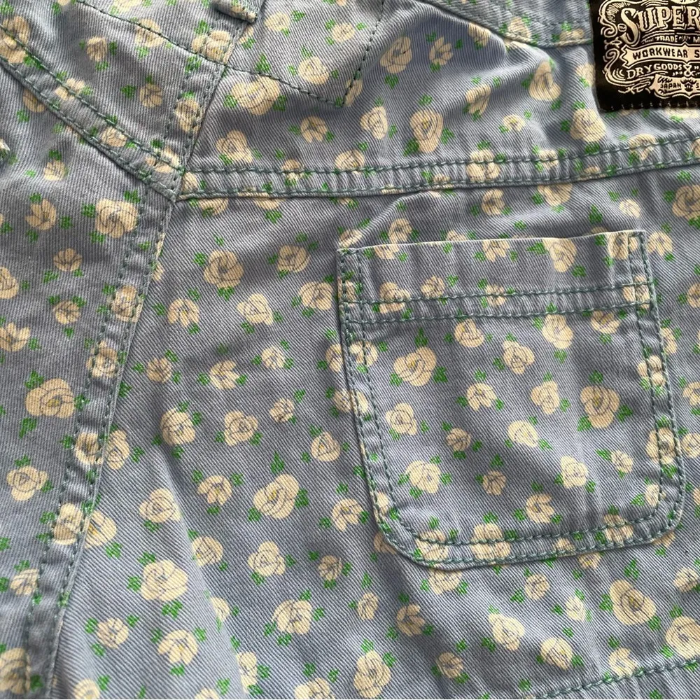 NWT Superdry Bluebell light blue ditsy floral 100% cotton embroidered shorts S - Image 13