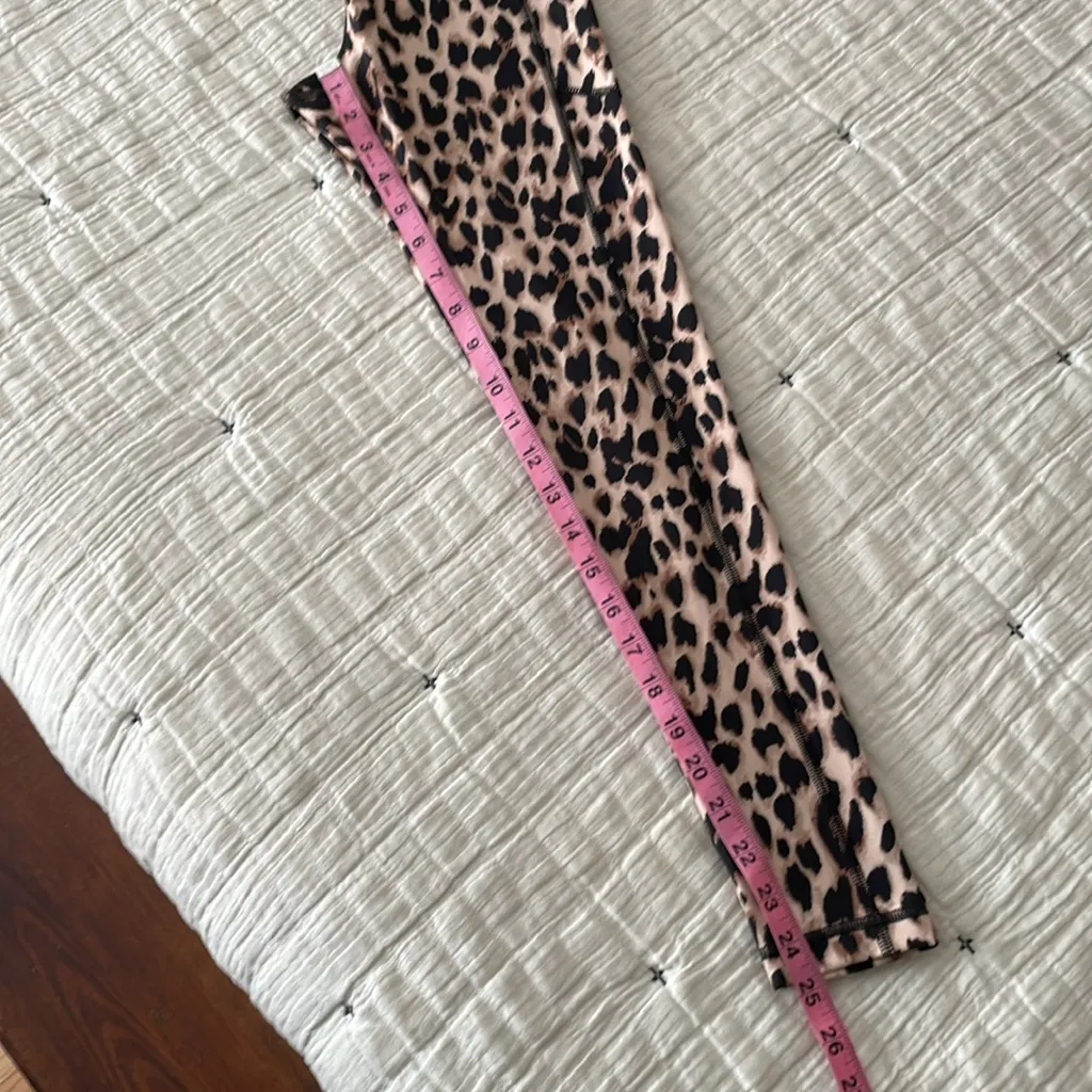 VICTORIA’S SECRET Essential High-Rise Picket Legging in Leopard Print Size 2 - Image 16