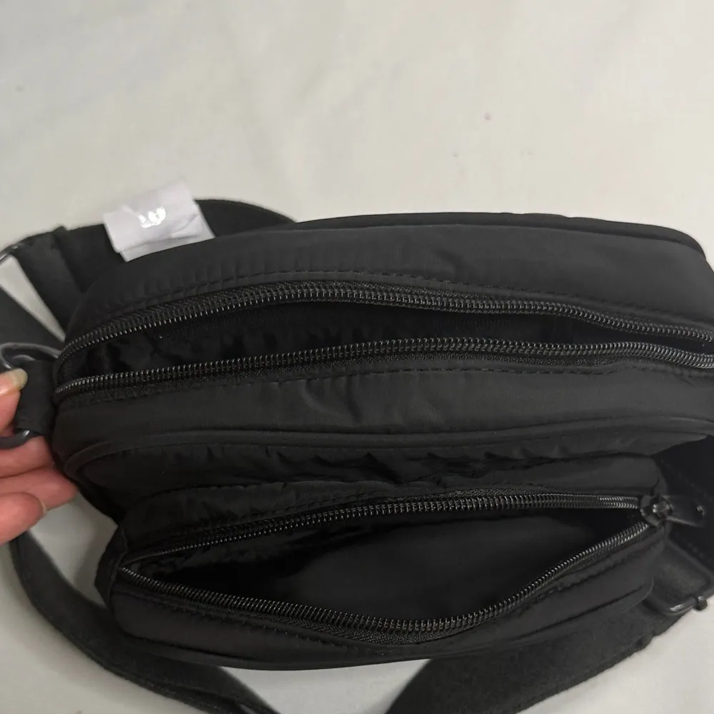Sleek Black Belt Bag - Image 6