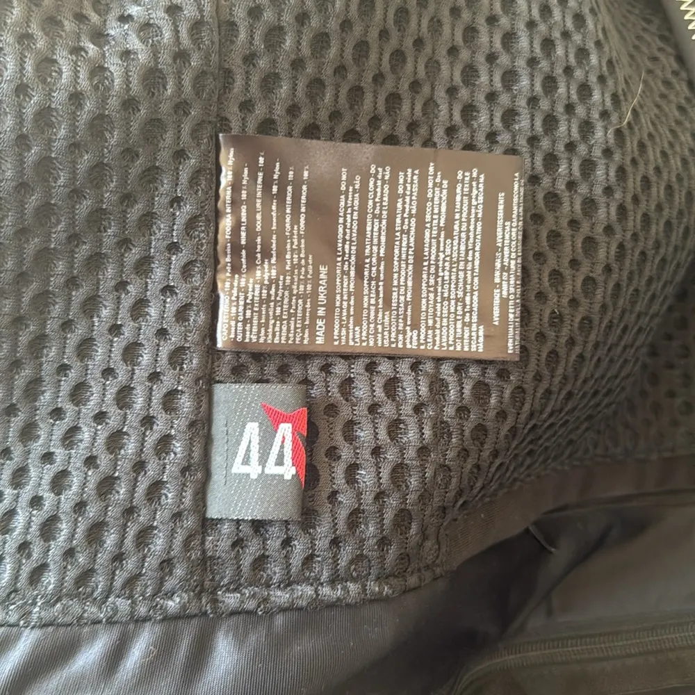 Dainese black leather Racing jacket moto style size 44 - Image 16