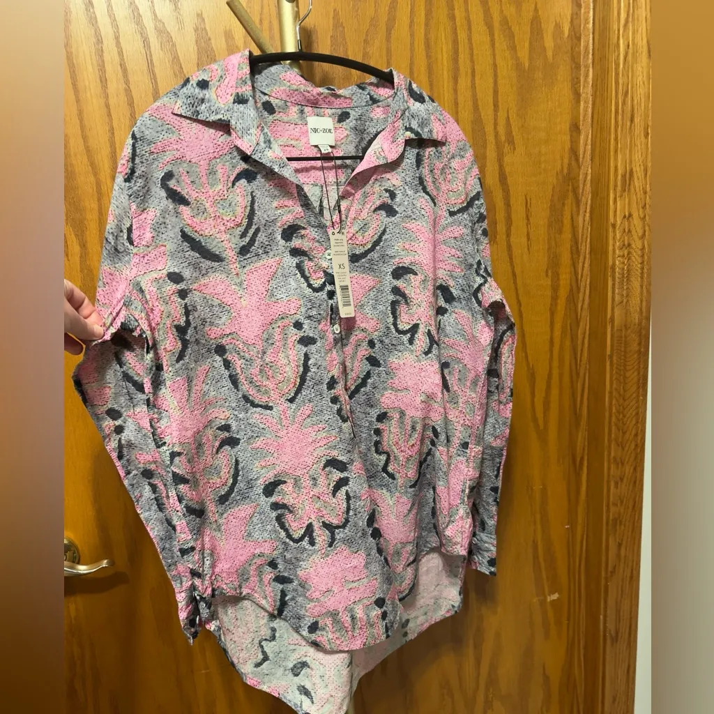 NIC+ZOE Petal Patch Printed Button Front Shirt~NWT~size XS - Image 6