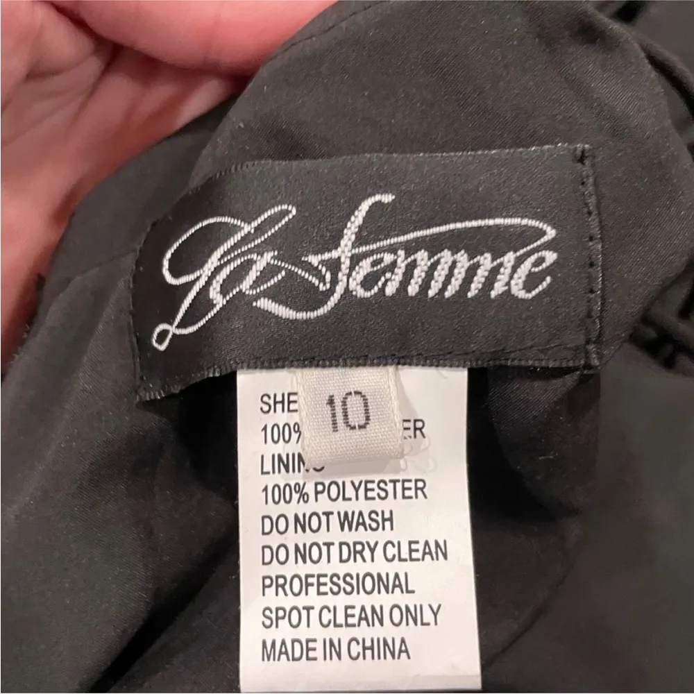 La Femme Prom Dress 28294 Black Flutter Slit Gown 10 - Image 7